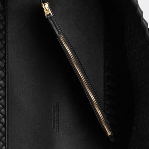 Bottega Veneta Interior Pouch from Tote Black with Silver Sipper - Picture 7 of 7